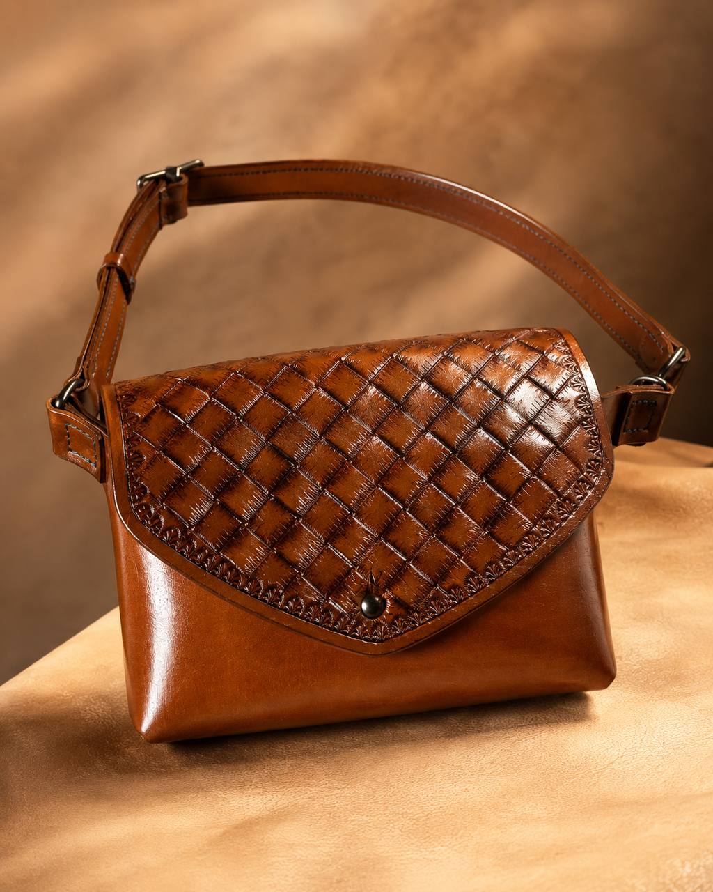 Basketweave leather shoulder bag